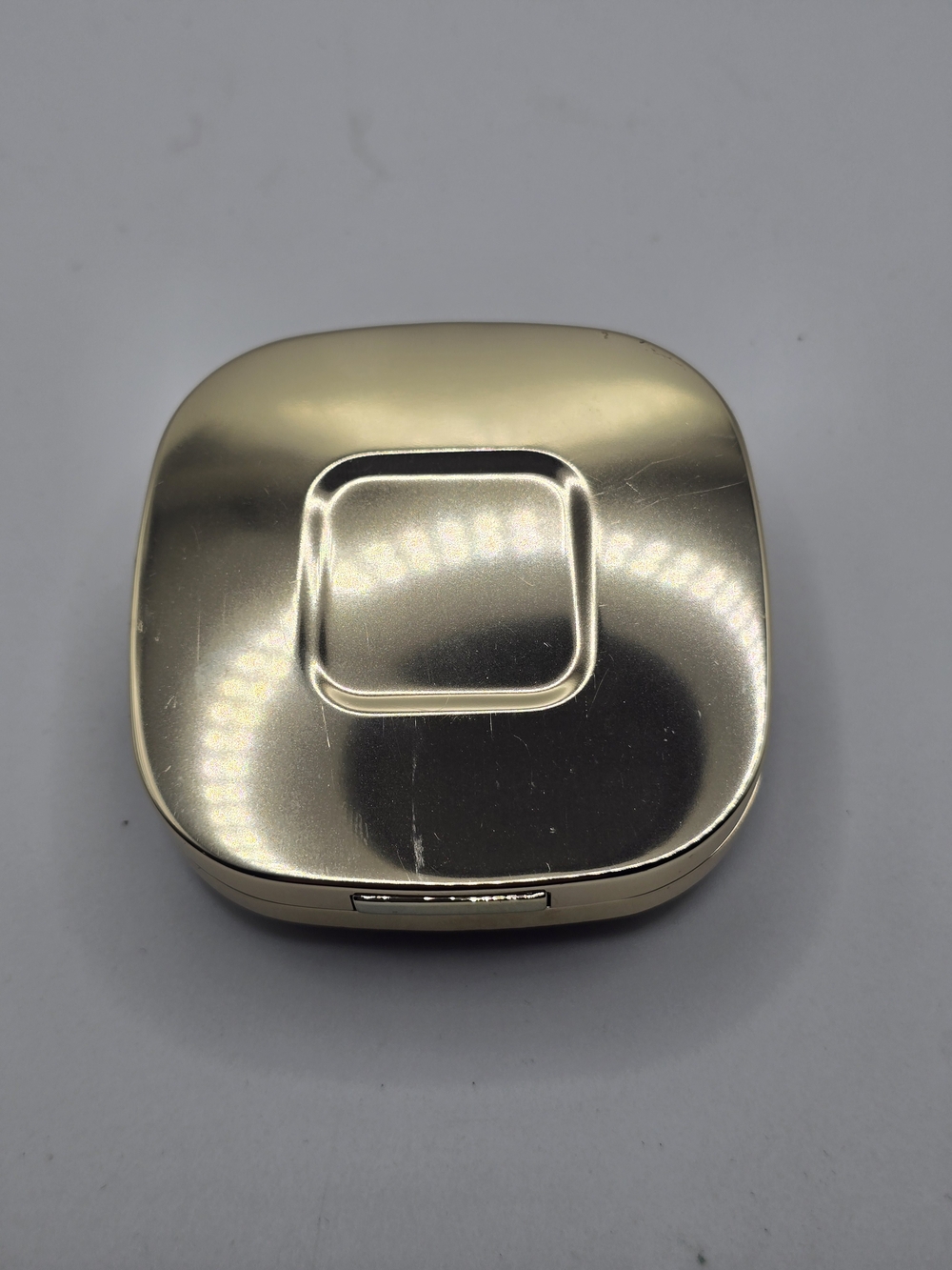Dolce & Gabbana Dual Mirror Compact Case With Small Pouch - Picture 3 of 5